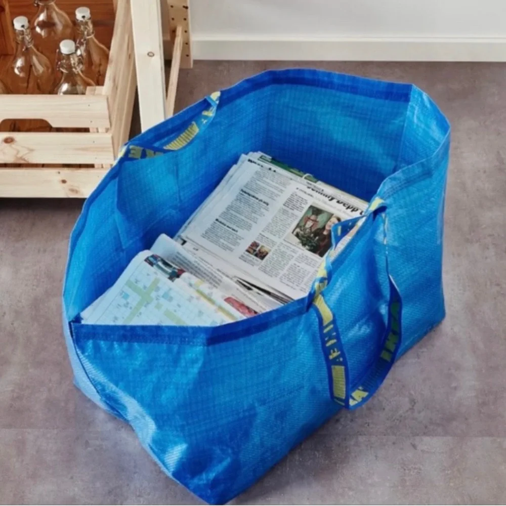 1 IKEA FRAKTA 19 gallon shopping bag